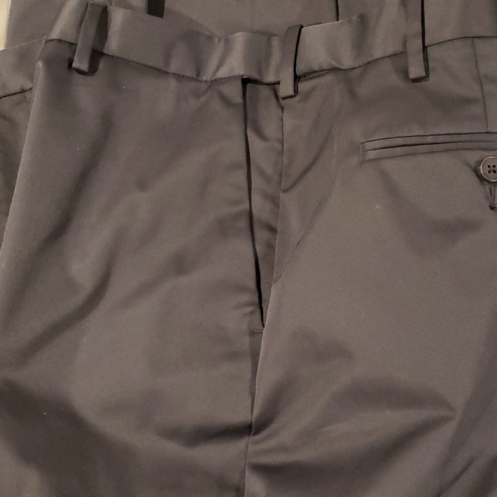 Mens dress pants. 40x32 blue